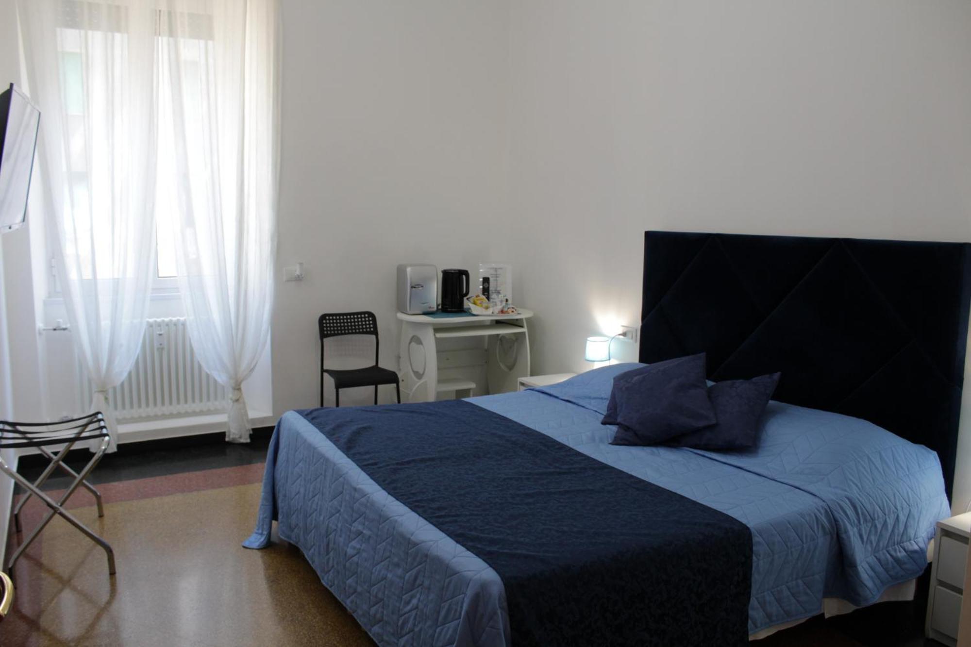 La Lanterna Di Angelo Hotell Genua Exteriör bild